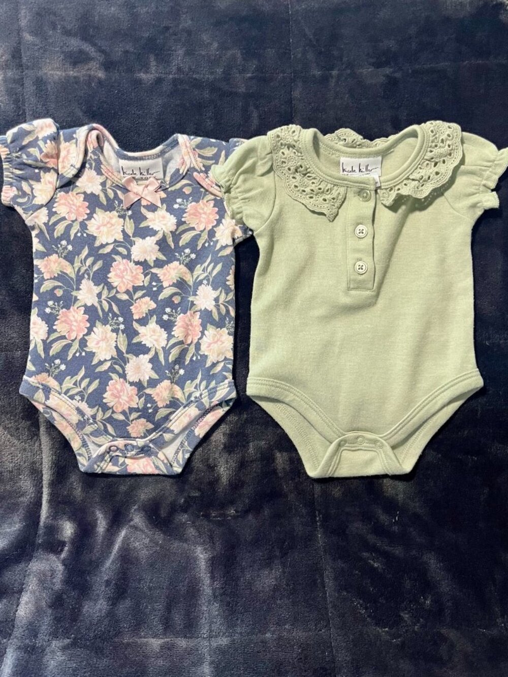 Nicole Miller Baby Girl Onesie Set Size 0-3M Muted Floral & Sage Eyelet Lace EUC